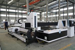 1530 Metal Pipe Sheet Fiber Laser <span class=keywords><strong>Cutting</strong></span> <span class=keywords><strong>Machine</strong></span> 4000W 6KW Tubo Laser <span class=keywords><strong>Cutting</strong></span> Cypcut para fabricação de peças de chapa metálica AI - Product Image 2