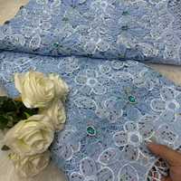 Tissu en dentelle écologique tissé avec des pierres de broderie guipure en diamant et des points ronds de luxe pour robes de filles et de garçons 2025