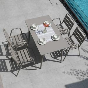Ensemble de jardin en aluminium blanc bon marché de style contemporain Walden, chaise et table, meubles de <span class=keywords><strong>terrasse</strong></span>, de balcon et de patio extérieur - Product Image 4