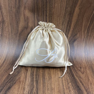 ถุงผ้าซาตินแบบมีเชือกผูกพร้อมพิมพ์โลโก้ - บรรจุภัณฑ์หรูหราสำหรับต่อผมและผลิตภัณฑ์ความงาม - Product Image 4