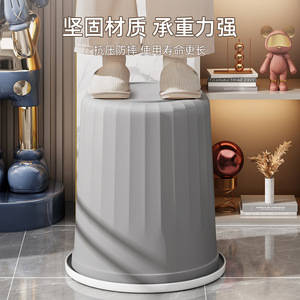 ถังขยะแบบกดฝา 12 ลิตร ทรงกระบอก ฝาเปิด-ปิด สำหรับใช้ในบ้าน ห้องน้ำ ห้องครัว สำนักงาน ห้องนอน ห้องนั่งเล่น - Product Image 2