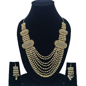 Ensemble de bijoux de mariée traditionnel plaqué or Polki avec collier et boucles d'oreilles Finition élégante pour les occasions de mariage et culturelles - Product Image 6