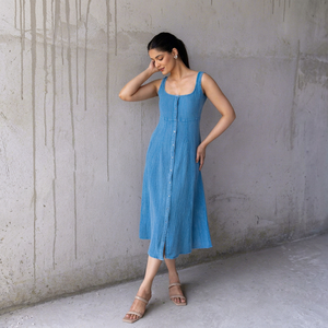 Vestido Midi Azul sin Mangas, Cuello Cuadrado, Botones al Frente, Tejido de Lino y Algodón, Estilo Casual para Uso Diario, Corte Holgado, Estilo Veraniego - Product Image 1