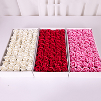 Boîte de 50 têtes de roses artificielles en savon, parfumées, pour mariage, fête, décoration florale