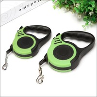 Vente en gros d'accessoires pour animaux de compagnie personnalisés avec logo, colliers, accessoires pour chiens, laisse, sangle, laisse rétractable automatique pour chien