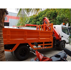 PALFINGER SPK6500 Grue articulée 3,3 tonnes, portée hydraulique pliable de 9,6 m, moment de levage de 5,8 tonnes pour l'entreposage et la logistique - Product Image 4