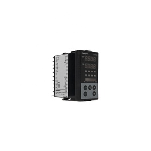 Contrôleurs numériques polyvalents Honeywell DC1020Cl-302000-E, pour brûleurs de chaudière - Product Image 1