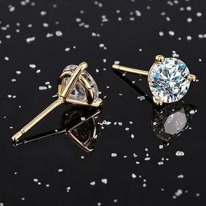 Pendientes de tuerca solitarios minimalistas coreanos de moissanita con corte brillante redondo VVS GRA de 0.1 ct a 2 ct, engaste de garra de oro laminado de 14K - Product Image 2