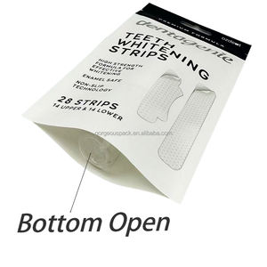 Sacs Ziplock Personnalisés en Papier Kraft Blanc Imprimés UV avec Estampage à Chaud sur Trois Côtés pour Floss, Dentifrice et Bandes Blanchissantes pour les Dents - Product Image 5