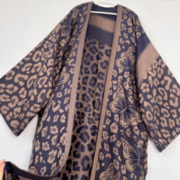 Ensemble Abaya Cardigan et Châle en Viscose Jacquard Floral Bohème, Fait Main, Long et Élégant, Idéal pour les Festivals et la Maison