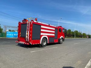 Nouveau véhicule de lutte contre les incendies Diesel HOWO avec pompe à eau haute capacité et système de mousse pour la protection incendie industrielle - Product Image 2