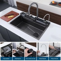 Évier de cuisine à cuve unique en acier inoxydable fait main avec robinet, durable pour usage domestique et professionnel