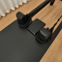 Reformer Pilates Professionnel Commercial Portable et Pliable en Aluminium pour Studio et Usage Commercial