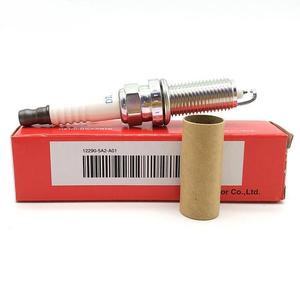 Bujía original y genuina de platino hecha en Japón 92649 platino para <span class=keywords><strong>Honda</strong></span> OEM 22401AA781, 12290-5A2-A01, 1, 2, 1, 2 - Product Image 1