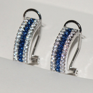 Eleganti Orecchini Minimalisti a Clip per Donne, Gioielli di Moda Quotidiana - Product Image 1
