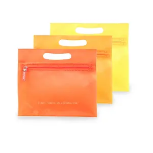 Hot selling high quality custom clear pvc pouch bag zipper with handle