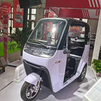 Scooter électrique à 3 roues Brommobiel L2e pour adultes, tricycle avec cabine fermée, utilisation pour 3 passagers, permis de conduire requis