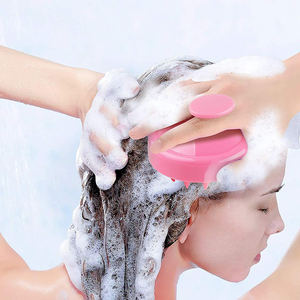 Amostra Grátis: Escova Manual Massageadora de Couro Cabeludo para Shampoo – Uso Úmido e Seco com Silicone Macio para Limpeza no Banho - Product Image 3