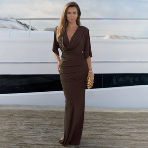 Elegante Vestido Largo Ajustado con Cuello en V y Cintura Natural para Ocasiones de Noche - Product Image 3