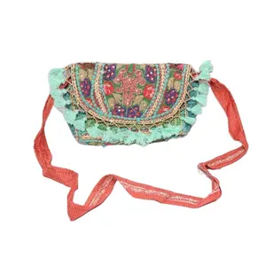 Sac fourre-tout vintage indien 100% coton motif géométrique cousu à la main Kantha poignée côté fronde pour bureau Style bohème vente en gros - Product Image 1