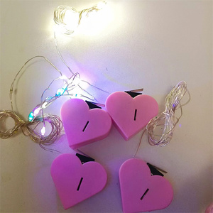 Guirlande lumineuse en forme de cœur avec fil de cuivre argenté, à piles, pour anniversaire, décoration de mariage, 20 LEDs - Product Image 1