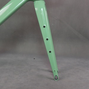 Full Carbon Fiber T1000 Custom Green <b>Paint</b> Internal Cable Disc Gravel Bike <b>Frame</b> GR048 Tire 700X50C - Product Image 3