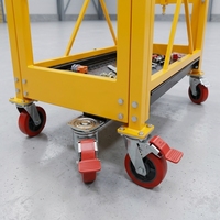 Plataforma de Trabalho Amarela para Empilhadeira, Cesto Gondola com Corrimãos e Trava Manual para Canteiro de Obras