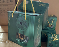 Boîtes en carton ondulé recyclé avec refroidissement interne, fentes thermiques, finition brillante mate, gaufrage et impression