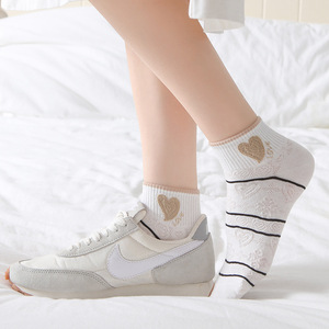 Women Ankle Socks White Heart Pattern Breathable Sweat-Absorbing Spring Summer Casual Socks - Product Image 1
