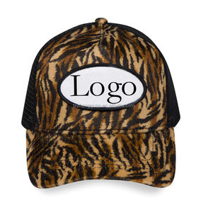 Dymf Velvet Hoed Mesh 5 Panel Fitted Back Logotipo personalizado Cosido Sombrero de camionero Fuzzy Brim Bordado Estampado de leopardo Gorra de terciopelo personalizado - Product Image 2