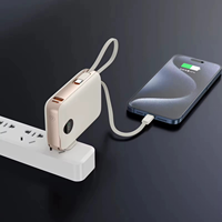 Banque d'alimentation sans fil magnétique 10000mAh 20W PD 22.5W Charge rapide Câbles intégrés Affichage LED Portable