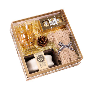 Nouvelles idées de produits promotionnels : Coffret pour demoiselles d'honneur, souvenir d'entreprise, cadeaux d'anniversaire personnalisés pour entreprises, ensemble d'articles - Product Image 1