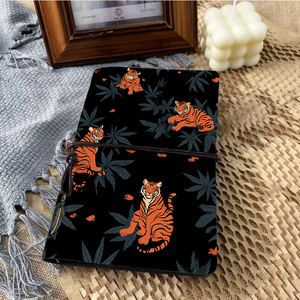 Vintage A6 taccuino fatto a mano pagine sostituibili perfetto regalo di giorno dell'insegnante per educatori con foglie di tigri e piccole forme - Product Image 2