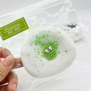 ลูกบอลบีบของเล่นบิสกิตขนาดเล็ก 8 ซม. สำหรับเด็กอายุ 5-7 ปี ของที่ระลึกตามฤดูกาล ช่วยคลายเครียด สร้างอารมณ์ดี สำหรับทุกวัย - Product Image 2