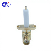 Conector RF de Alto Rendimiento de Fábrica ZK, Conector SMA Hembra de Montaje en Panel con Brida de Ángulo Recto y 4 Orificios, Latón