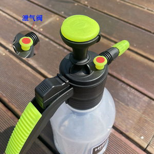 กระบอกฉีดน้ำแบบมือโยก Highfog 2 ลิตร ทำจากพลาสติก พร้อมวาล์วระบายอากาศ สำหรับรดน้ำต้นไม้ในบ้าน - Product Image 2