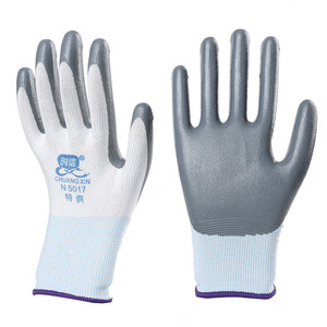 ถุงมือไนไตรล์ Chuangxin N5017 สีขาว เบอร์ 8/M ป้องกันการลื่น สำหรับงานก่อสร้าง - Product Image 3