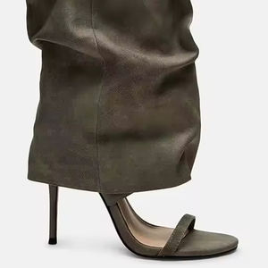 אופנה באיכות גבוהה לוגו מותאם אישית שחור אלגנטי נשים עגולות הבוהן נעלי עקב נעלי הברך - Product Image 3