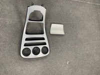 Revêtement de panneau de commande central intérieur en fibre de carbone argentée de haute qualité pour Mercedes Benz W205 C250 C300 C43 C63S AMG