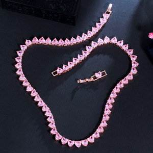 Gioielli di moda classico 5A Cubic Zirconia glassato Bling rosa cuore Cz collana da Tennis <span class=keywords><strong>per</strong></span> donna <span class=keywords><strong>uomo</strong></span> regalo di <span class=keywords><strong>san</strong></span> <span class=keywords><strong>valentino</strong></span> - Product Image 5