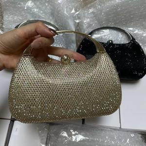 <span class=keywords><strong>Pochette</strong></span> <span class=keywords><strong>da</strong></span> Donna di Lusso 2026, Borse Trendy per Matrimoni e Feste, Borsetta con Cristalli e Strass, Ultima Clutch <span class=keywords><strong>Argento</strong></span> - Product Image 5