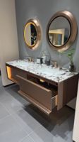 Meuble-lavabo de salle de bain d'hôtel de luxe haut de gamme avec lavabo, coiffeuse murale étanche à LED pour la maison, avec miroir.