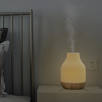 Humidificateur d'air à ultrasons aromathérapie Offre Spéciale Base en bois de caoutchouc et couvercle en céramique blanche Diffuseur d'arôme d'huile essentielle