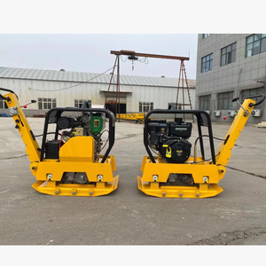 Compacteur à plaques portatif compact pour espaces étroits, pour le remblaiement de sols en construction, compacteur à plaques en caoutchouc pour la réparation de chaussées - Product Image 1