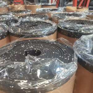 Rollos <span class=keywords><strong>de</strong></span> Goma EPDM <span class=keywords><strong>de</strong></span> 1 Metro <span class=keywords><strong>de</strong></span> Ancho, 10 Metros <span class=keywords><strong>de</strong></span> Largo, 5 Milímetros <span class=keywords><strong>de</strong></span> Grosor, Tapete <span class=keywords><strong>para</strong></span> Entrenador <span class=keywords><strong>de</strong></span> <span class=keywords><strong>Bicicleta</strong></span> HORIZON, Insonorizante, Protección Duradera <span class=keywords><strong>para</strong></span> el Suelo - Product Image 2