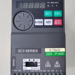 Convertisseur de fréquence triphasé AC Shihlin Sc3 Series 1,5 kW 440 V, variateur de vitesse - Product Image 3