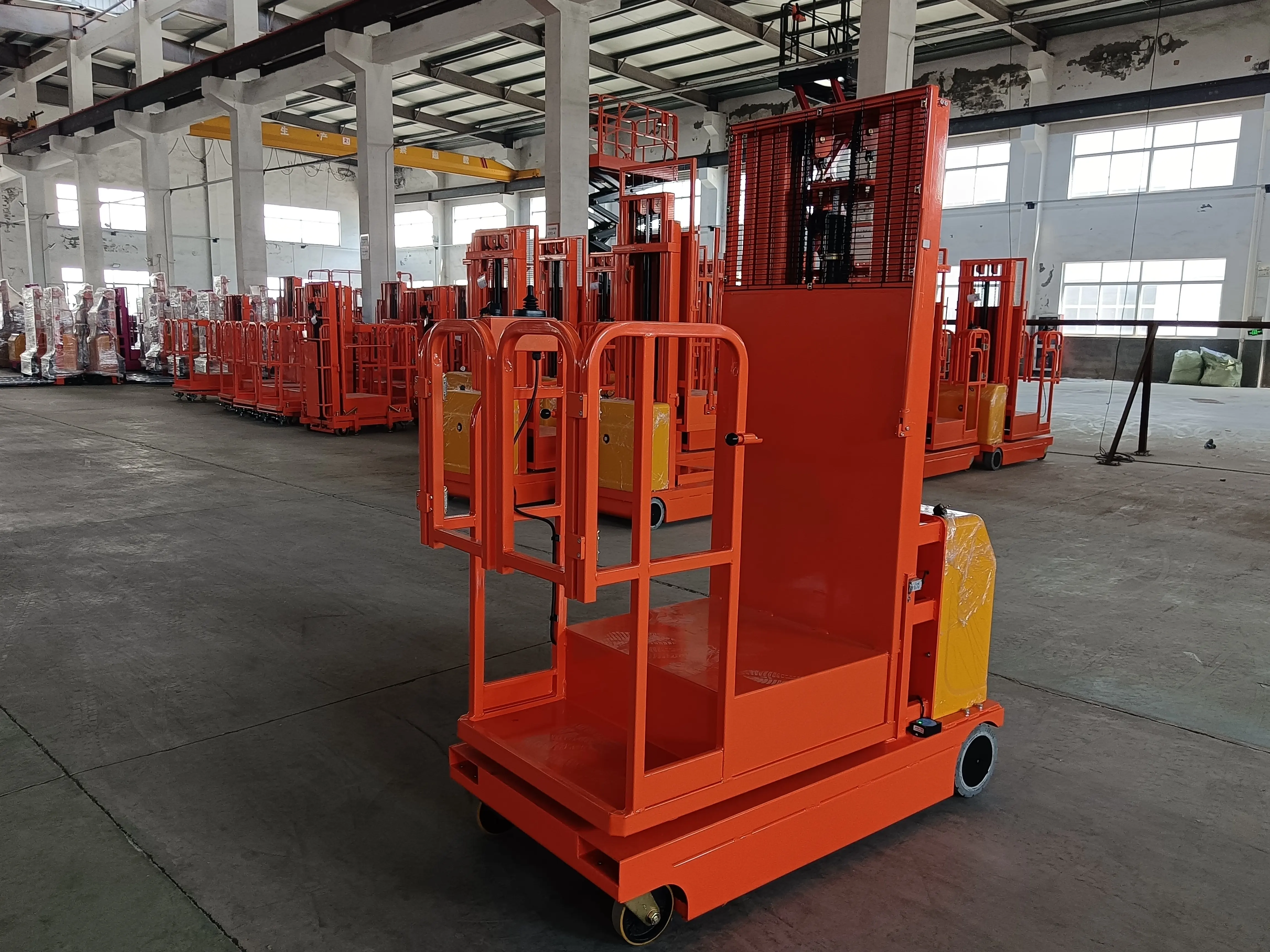 China Customized Mobile Order Picker Manufacturers, Suppliers, Factory -  Made in China - ETERLIFT