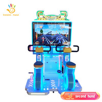 Simulateur de course d'arcade à pièces d'intérieur 47 pouces d'occasion Machine de jeu de vélo 2 joueurs Simulateur de course de voiture