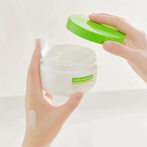 Crème hydratante pour le corps à l'huile d'amande douce Cetaphil 250g/550g enrichie en vitamine E, hydratation intense pour les peaux sèches et sensibles - Product Image 3