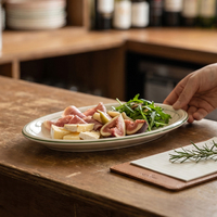 Assiette ronde ovale en porcelaine de 12 pouces pour restaurants, avec logo personnalisé, vaisselle et couverts